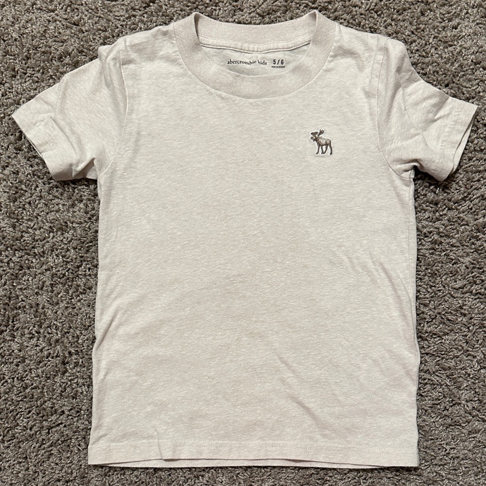 Abercrombie Kids Light Beige T-Shirt with Embroidered Moose